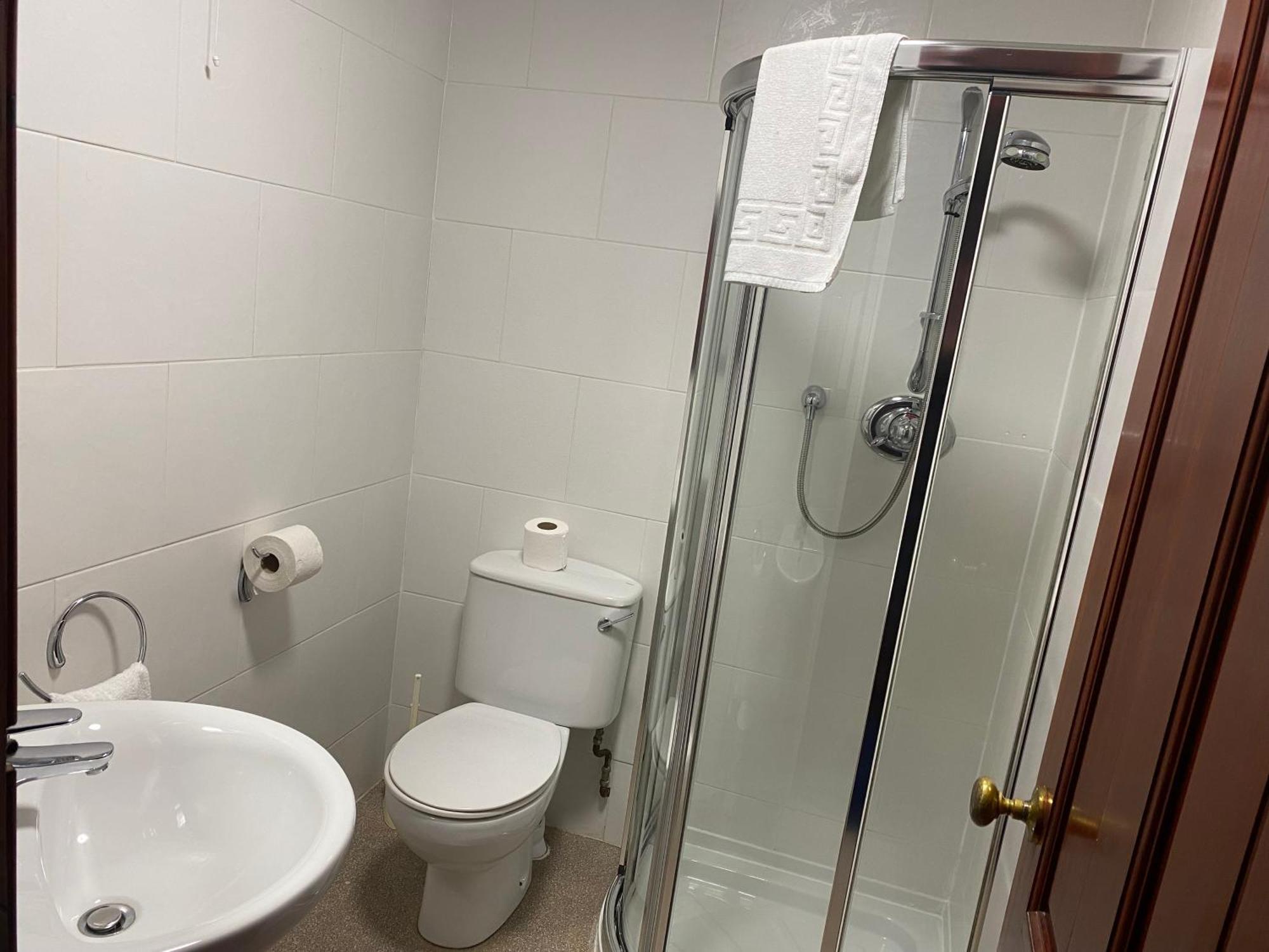 Townhouse Apartments Ayr Bagian luar foto
